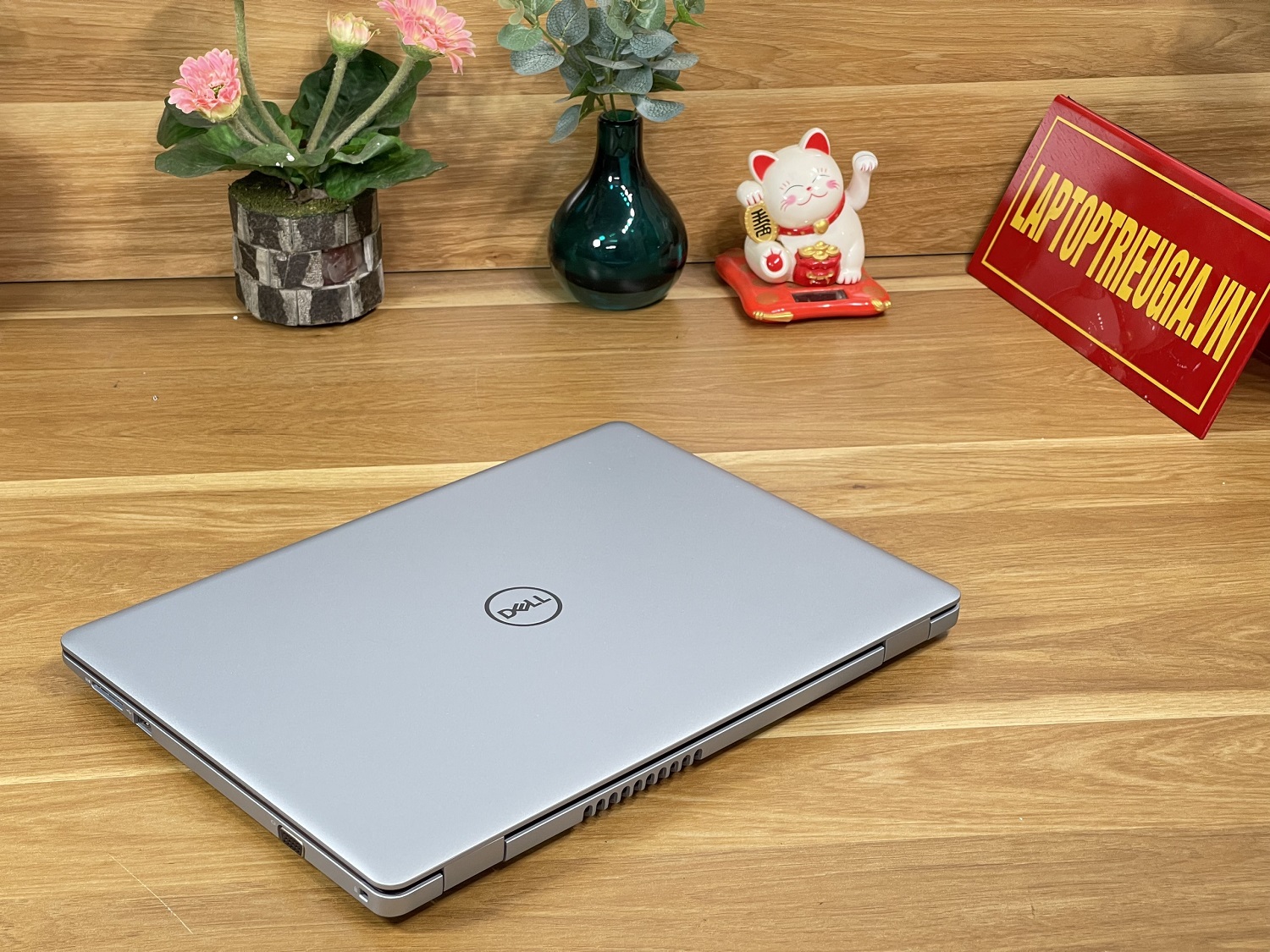 Dell Vostro 3490: I5-10210U| 8GB| 512GB| AMD R610 2Gb |14.0 FHD | V3490