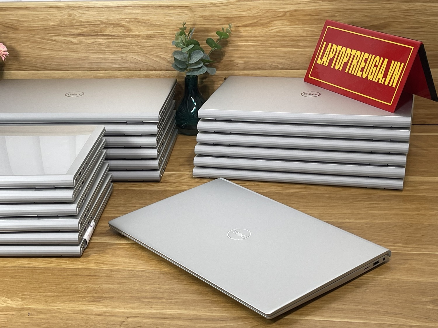 Dell inspiron 5501: i5-1035G1| 8GB| 512GB| MX350 |15.6 FHD | N5501