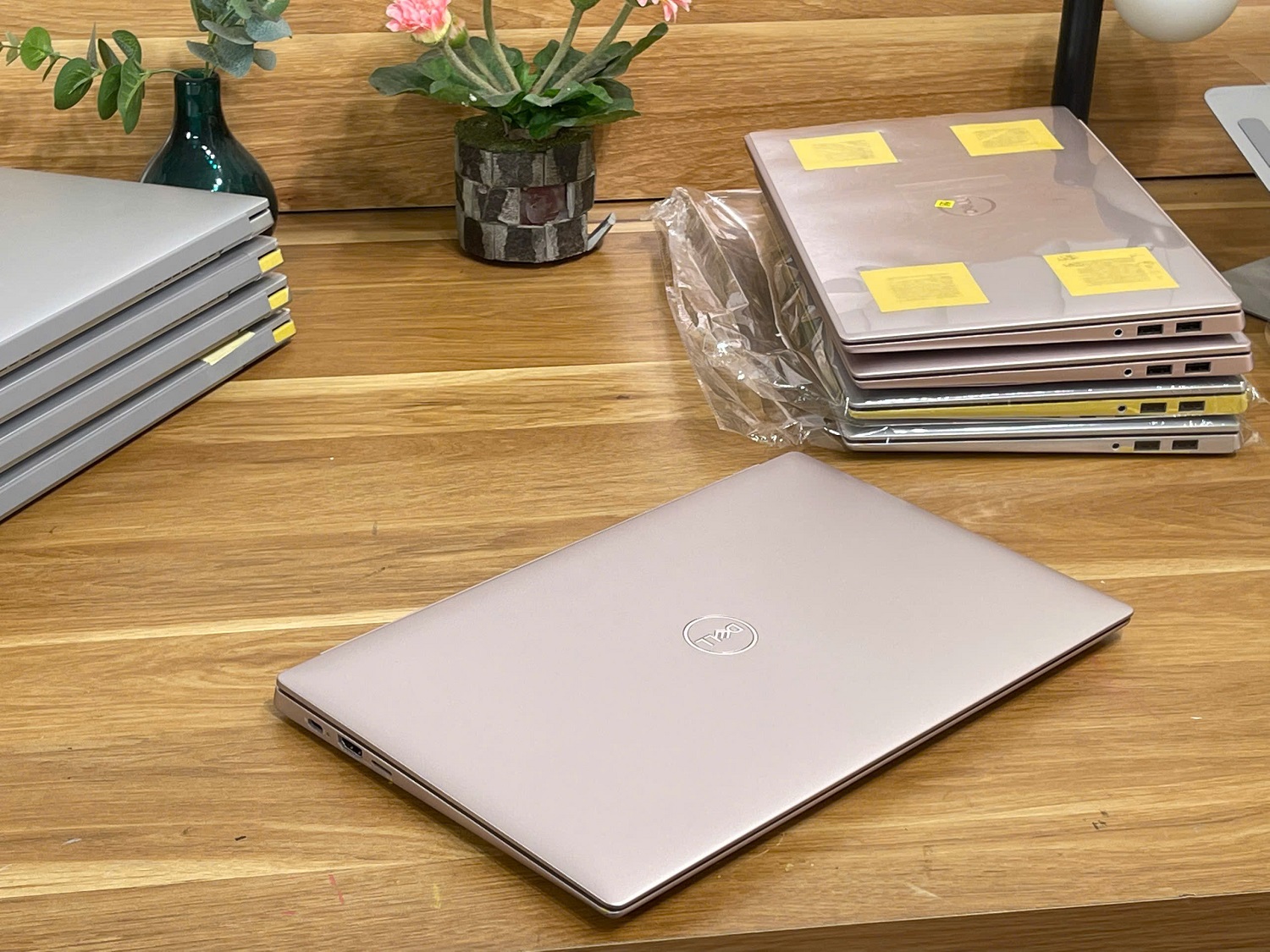 Dell Inspiron 7490: I5-10210U| 8GB| 512GB| MX250 |14 FHD Máy đẹp Likenew | N7490