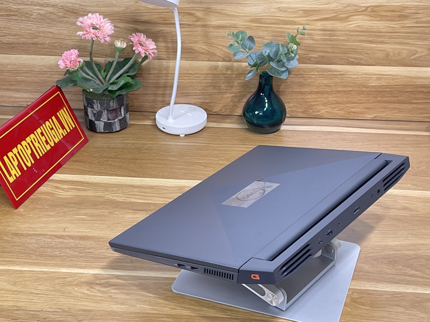 Dell Gaming G15 5520: i7 12700H, 16GB, 512GB, NVIDIA RTX 3060 , 15.6” FHD 165Hz - đẹp 99%