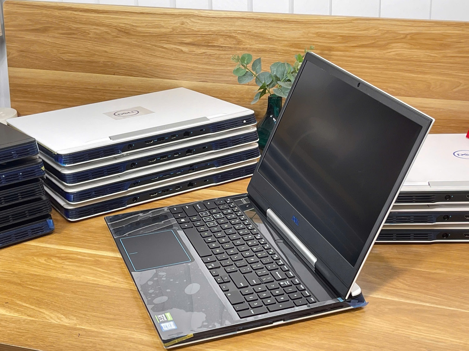 Dell Gaming G5-5590: i7-9750H | Ram 16GB | SSD512GB |RTX2070 | 15.6FHD IPS | G5 5590