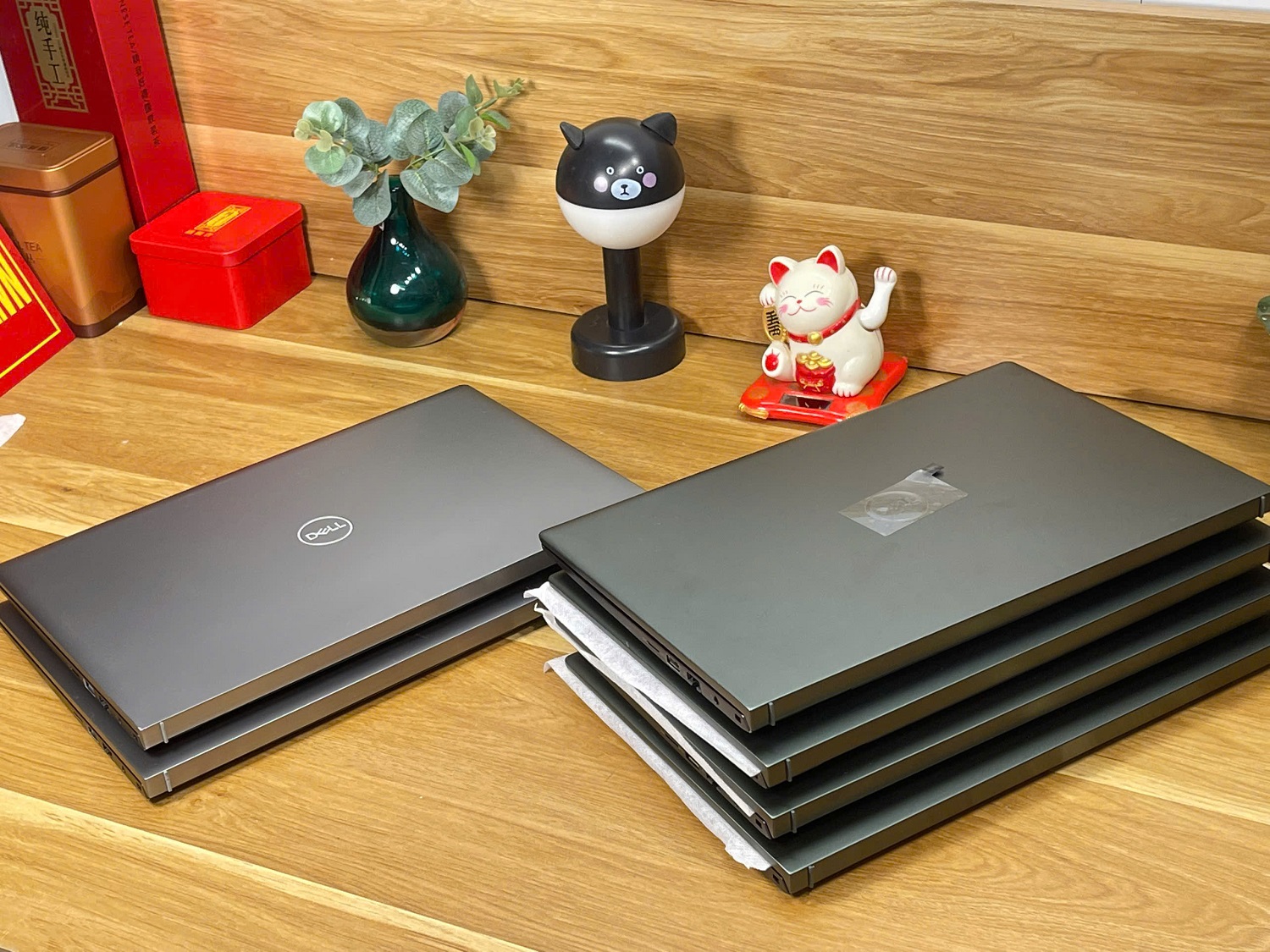Dell Vostro 5410: i7-11390H | 16GB| 512GB| 14 FHD Likenew | V5410