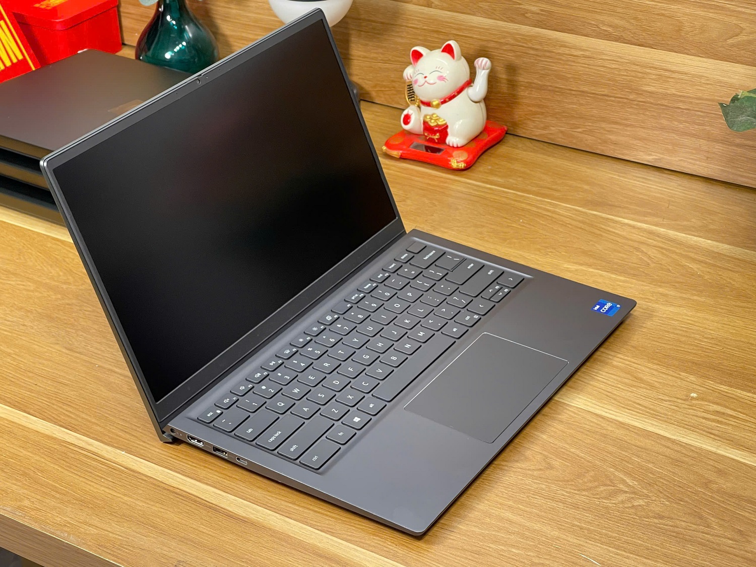 Dell Vostro 5410: i7-11390H | 16GB| 512GB| 14 FHD Likenew | V5410