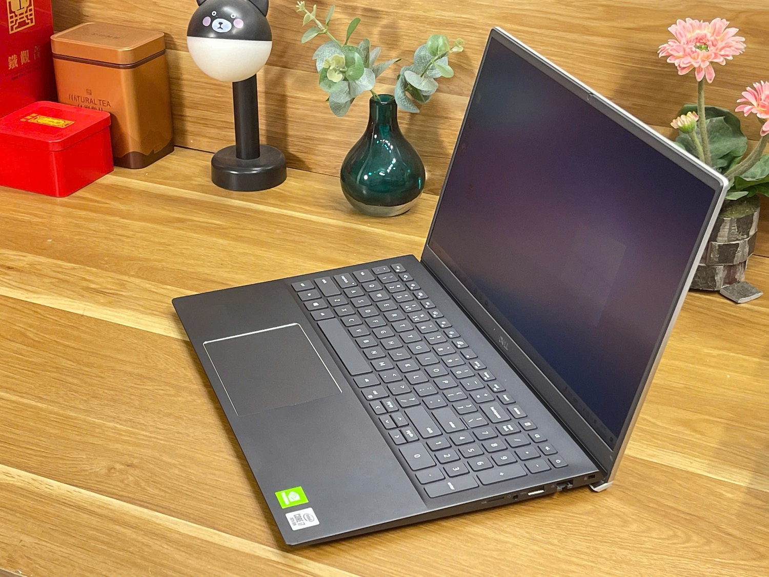 Dell Vostro 5501: i5-1035G1| 8GB| 512GB| MX350 |15.6 FHD | V5501