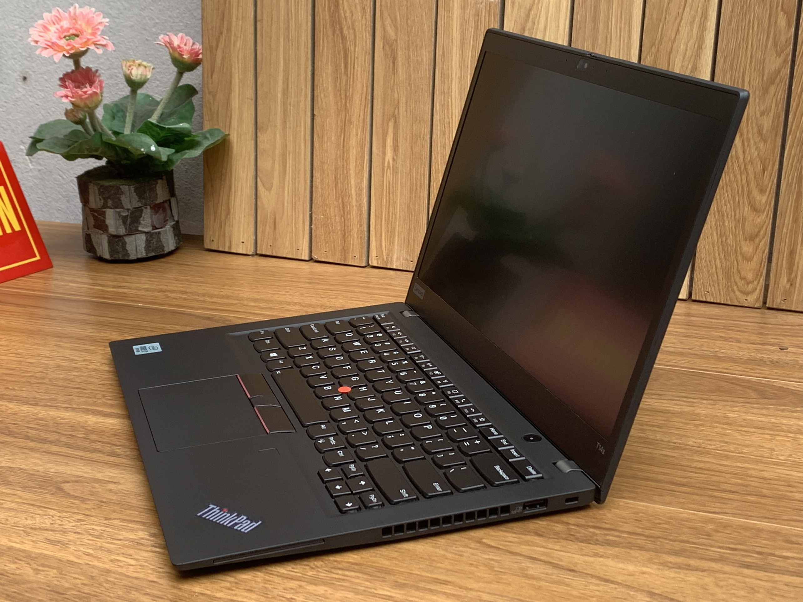 Lenovo Thinkpad T14s G1: i7-10610U | 16Gb | SSD 512Gb | 14.0 FullHD IPS  Máy đẹp likenew