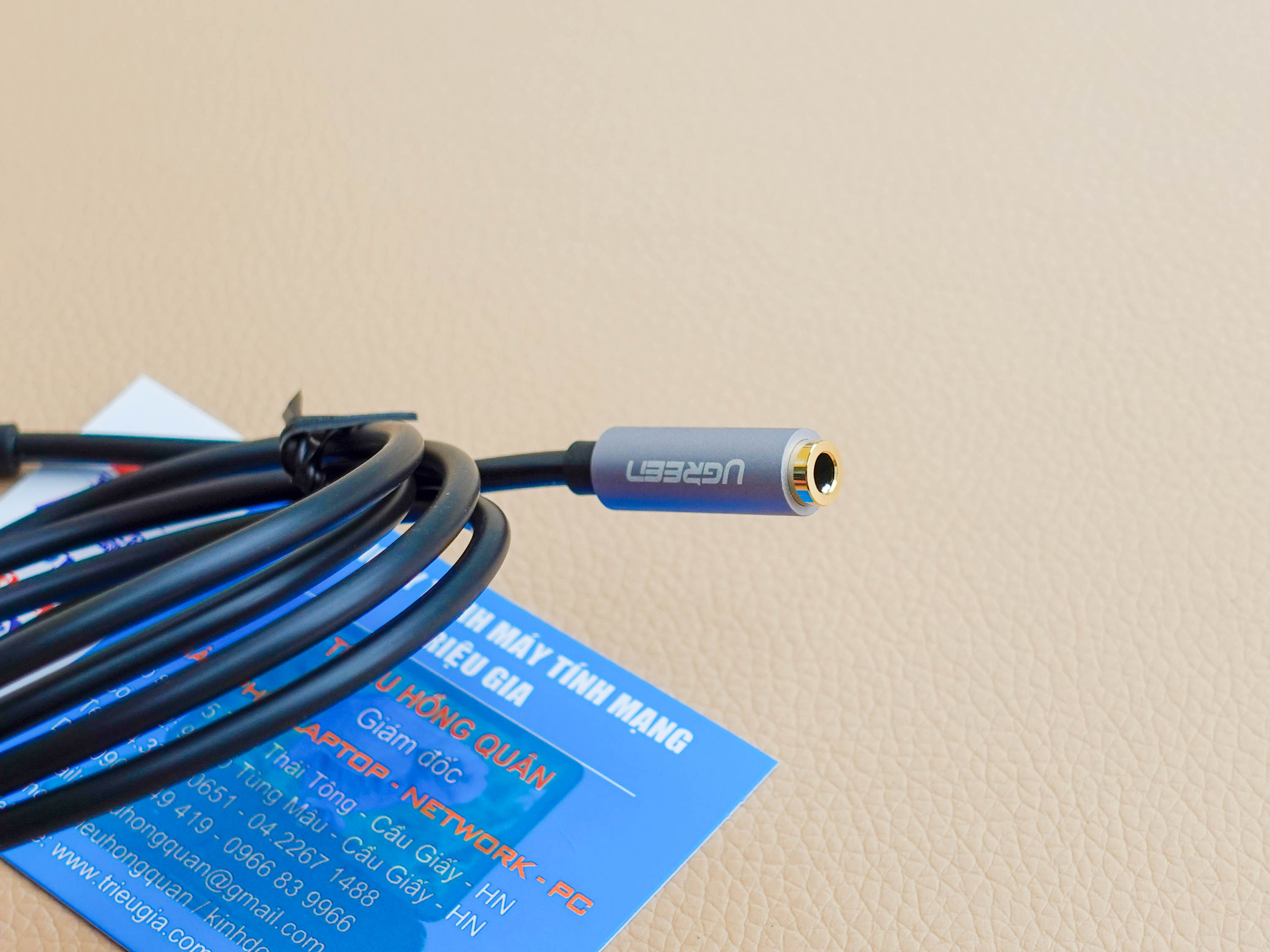 Cáp Audio 3.5mm âm dương chính hãng Ugreen 10594 cao cấp dài 2m Màu Đen