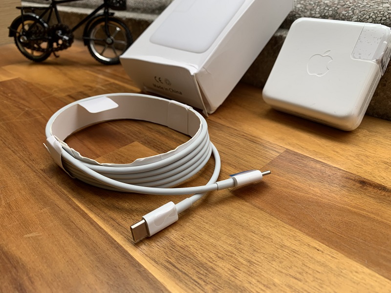 Apple 61W USB Type-C Power Adapter - Dành cho macbook 2016 Pro Retina 13 inch